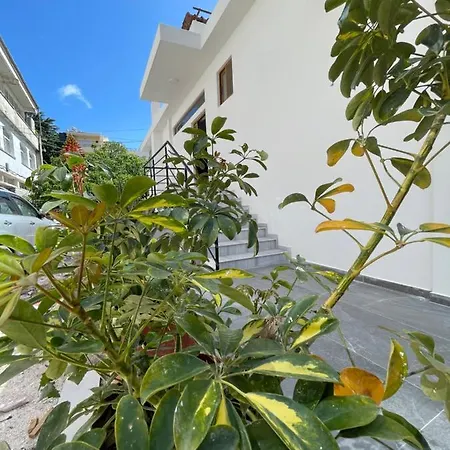 Sun And Sea Apartment *